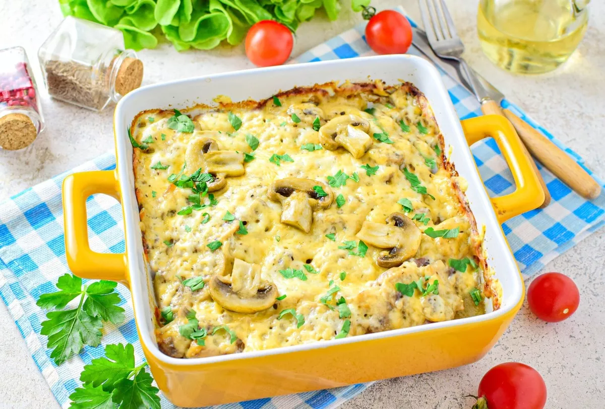 Potato and meat casserole