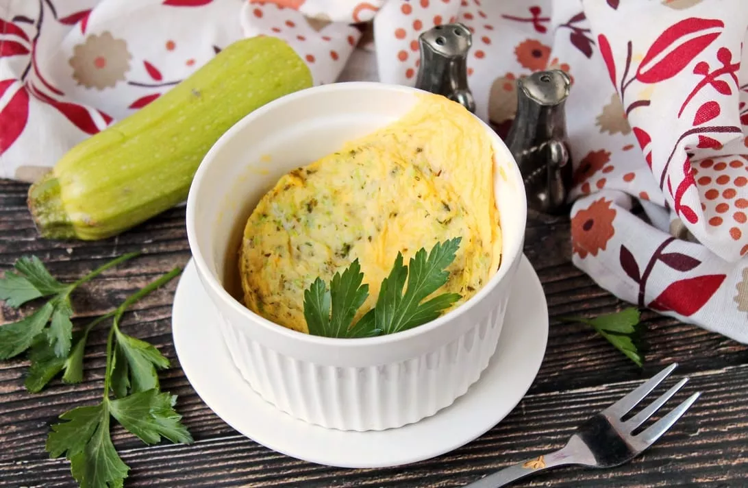 Zucchini omelet in the microwave