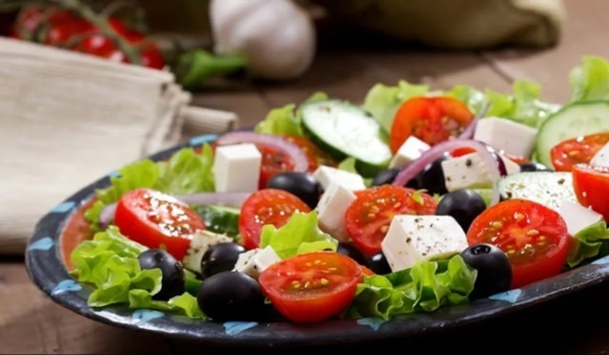 Greek salad with mozzarella