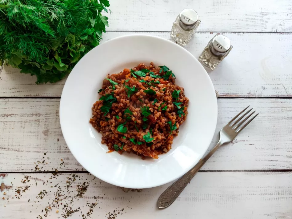 Buckwheat with beets and carrots