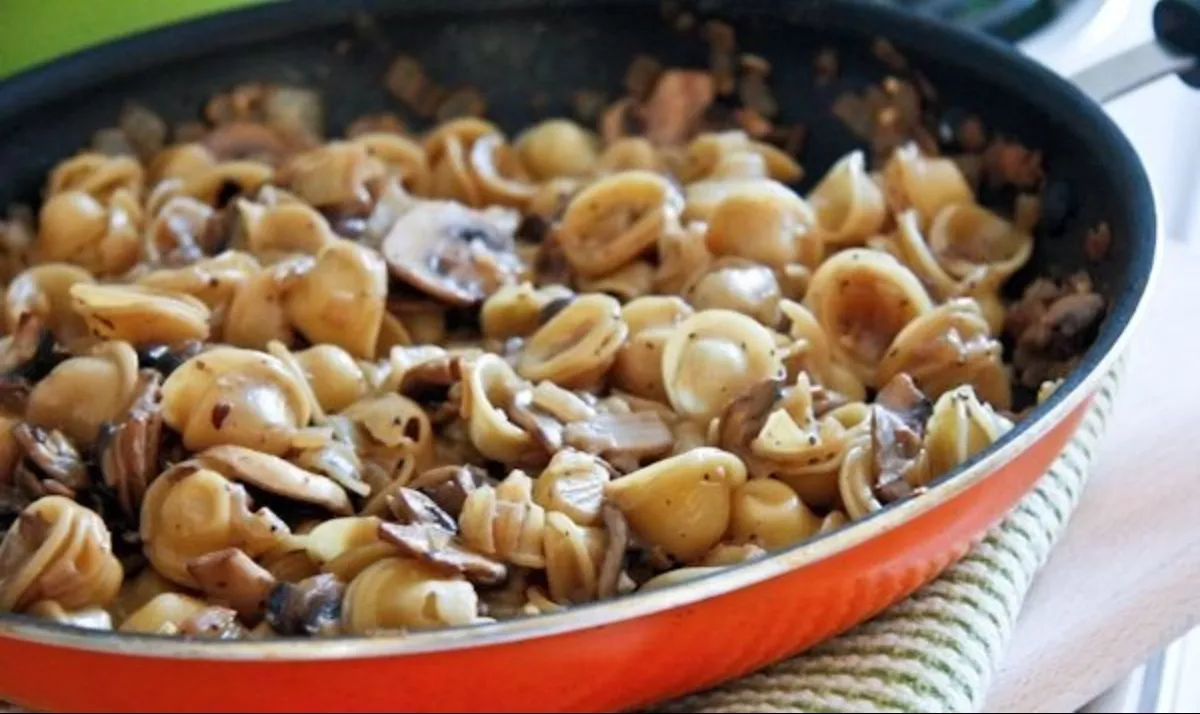 Mushrooms with creamy sauce