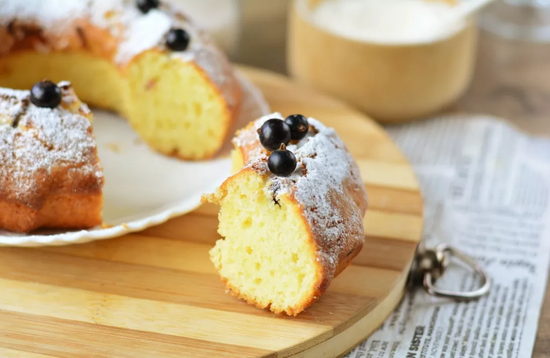 Muffin with cottage cheese