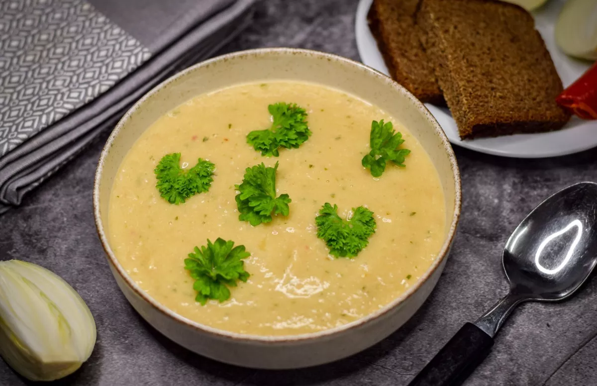 Lentil soup with bacon