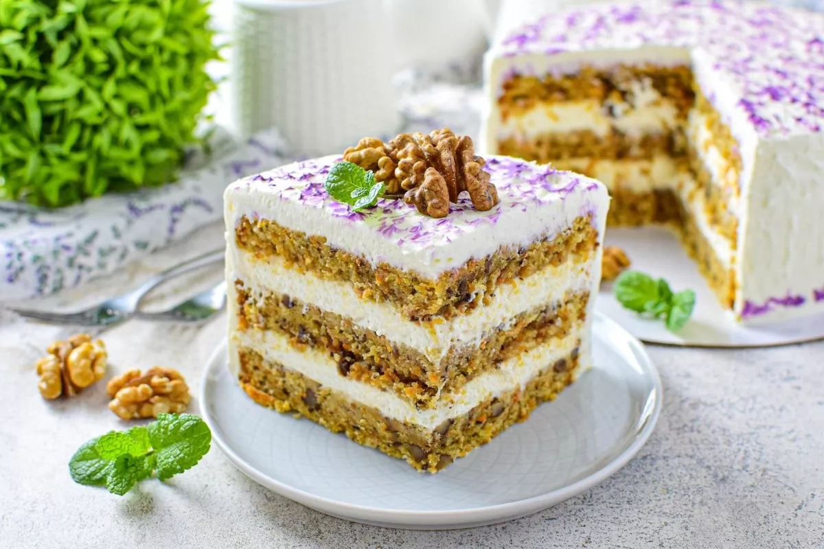 Carrot cake with mascarpone and nuts