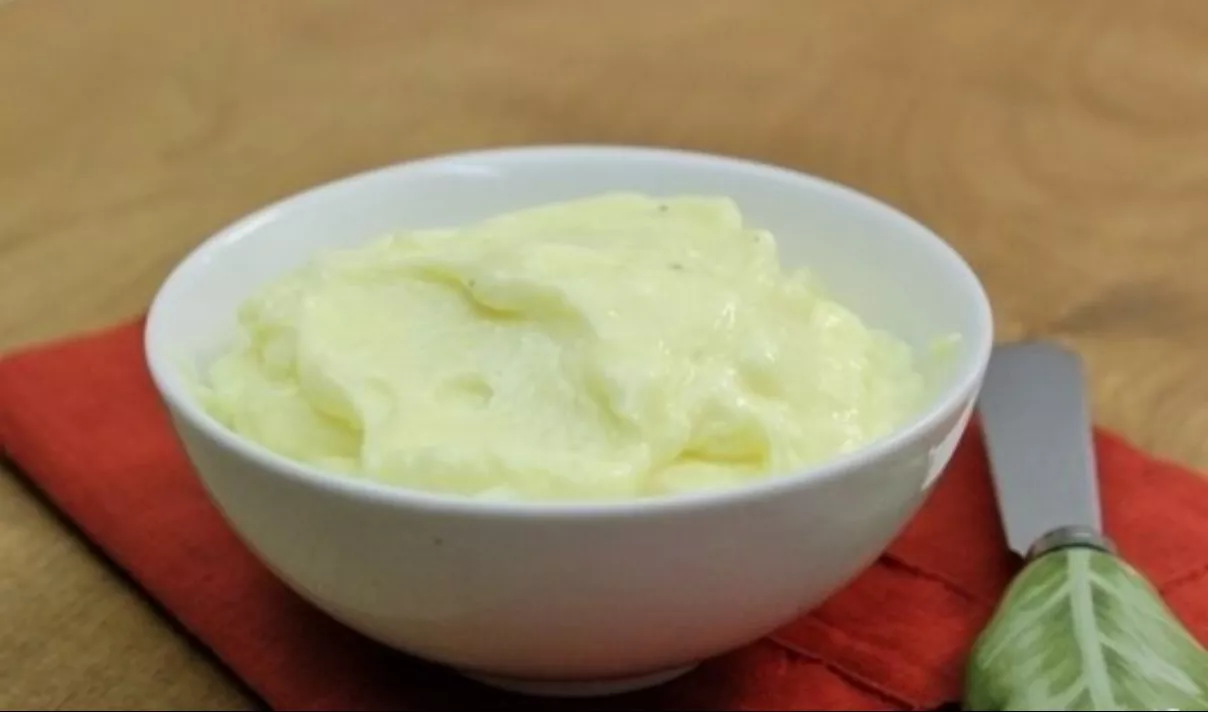 Homemade mayonnaise