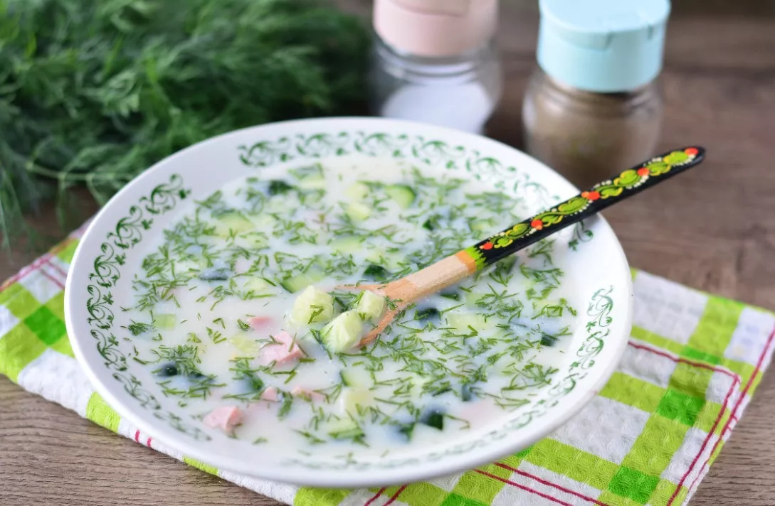 Okroka with pickled cucumbers