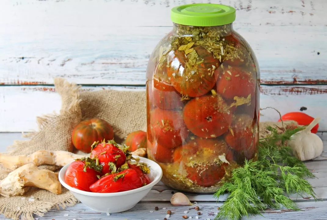 Preservation of tomatoes