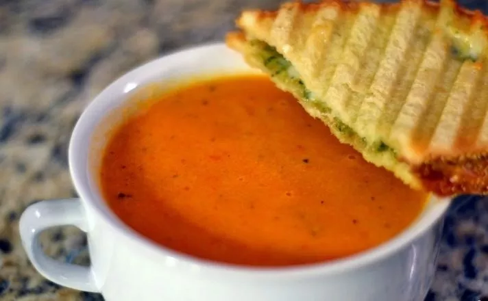 Tomato puree soup