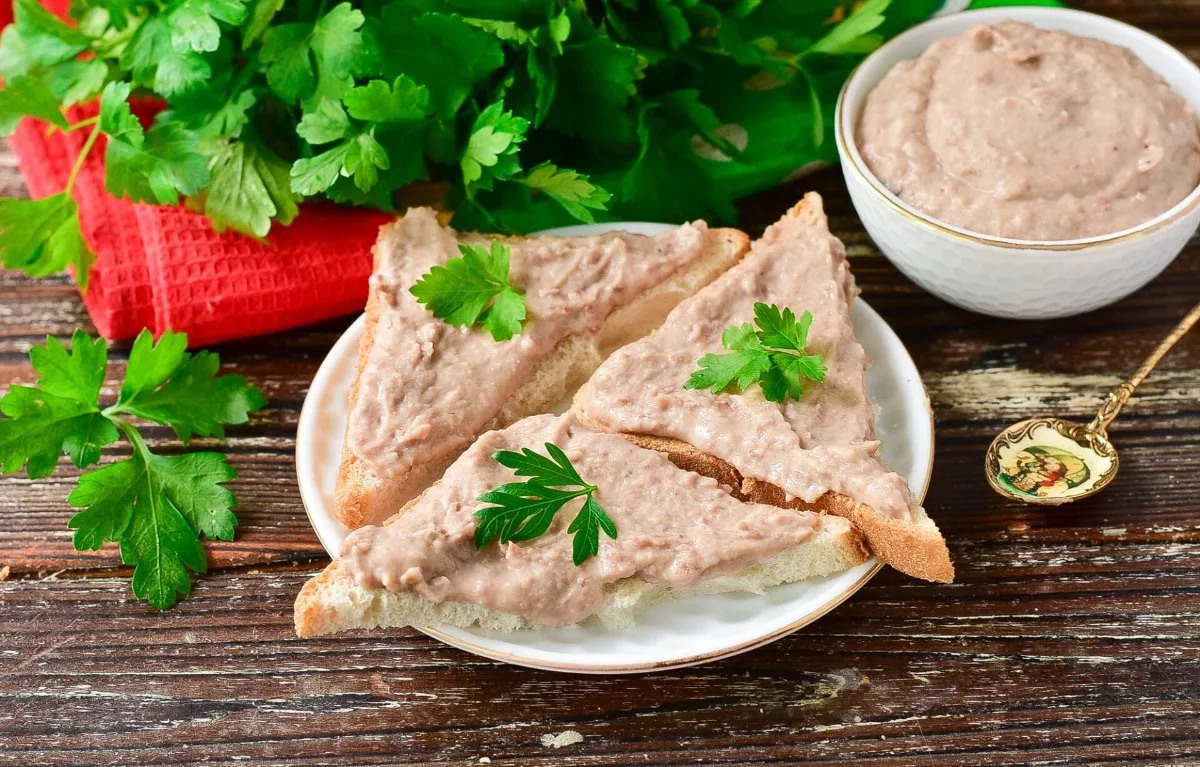 Bean and chicken spread