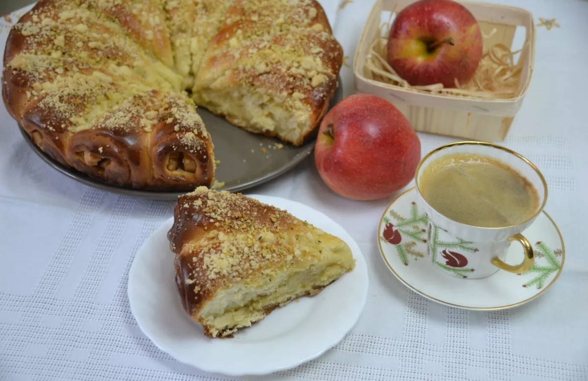 Pie Apple croissants