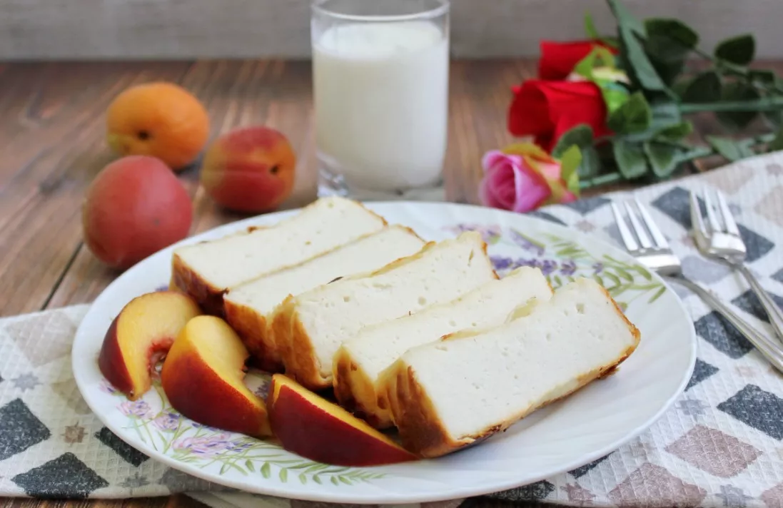 Delicate curd casserole with yogurt