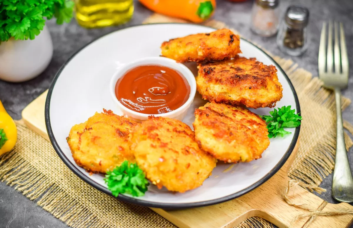 Shredded cutlets in breadcrumbs