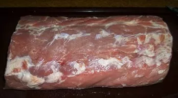 Wash and dry the meat.