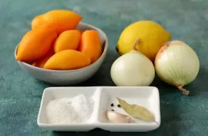 Prepare all the ingredients.