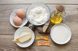 Remove the butter in advance so that it becomes soft.