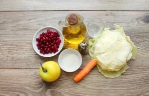 Wash and dry vegetables, apples and berries.