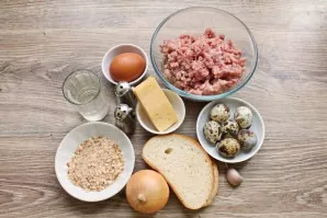 Prepare all the ingredients needed to make these meatballs.