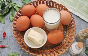 Prepare all the necessary ingredients. Remove the ingredients in advance so that they warm up to room temperature.