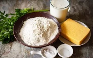 Prepare all the ingredients. Rinse fresh parsley in cold water.