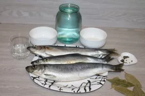 Prepare all the ingredients.