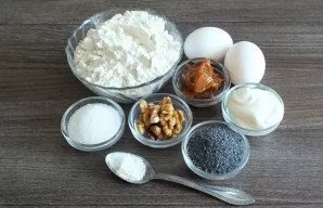 Prepare the necessary ingredients.