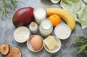 Prepare all the necessary ingredients. Pre-freeze the butter.