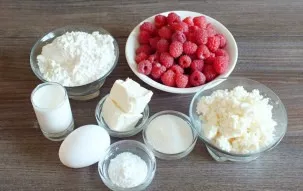 Prepare the necessary ingredients.