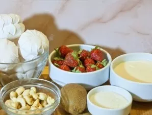 The recipe for making a marshmallow cake without baking is extremely simple, even a beginner in the kitchen can handle it. First you need...