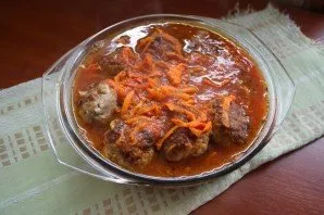 Preheat oven to 200 degrees. Bake the dumplings in the oven for about 30 minutes.