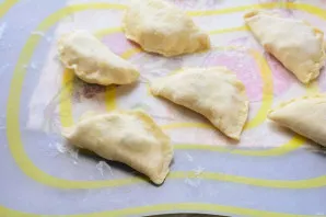 So squeeze all the dumplings with prunes.