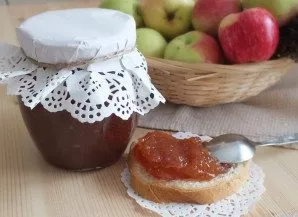 From the specified amount of ingredients get 2 jars of 0.5 ml each. Delicious blanks for you!