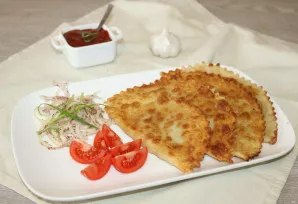 Serve hot pastries with sauce and pickled onions. Delicious!