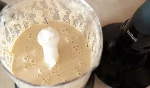 Add flour, cinnamon, eggs, milk and sugar to them. Beat to the consistency of pancake dough.