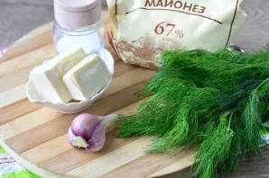 Take all the ingredients necessary for the filling.