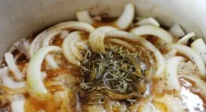 Add the chopped onion and garlic to a hot pan. Stir for 30 seconds. Pour in beer, add thyme, rosemary, salt to taste - about 1 teaspoon. ...