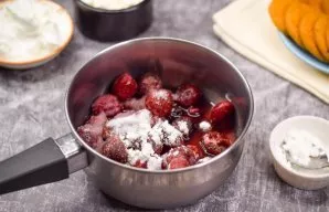 Put the cherries in a saucepan, pour water, two tablespoons of sugar and starch. I used potato starch, but you can also use cornstarch. M...