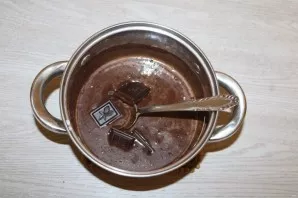 Cook over low heat until sugar dissolves. Add chocolate. Cool completely, stirring occasionally.