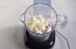 Add cream.