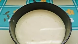 Pour the dough into a mold lined with baking paper. Bake for 50 minutes, temperature  160 degrees.