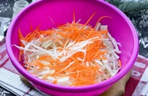 Add salt, sugar, pepper peas, mix well and rub with your hands to release juice.