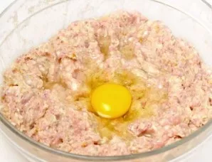 Beat one egg and stir.