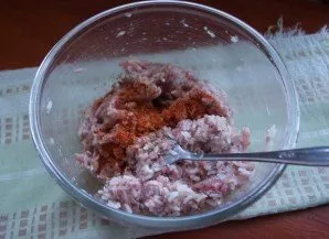 Mix everything until smooth. Add selected spices, salt and pepper. Stir again.