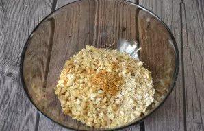 Mix oatmeal, chopped nuts, add lemon zest.