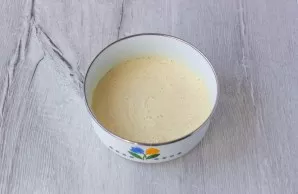 Add semolina and leave time until it swells.