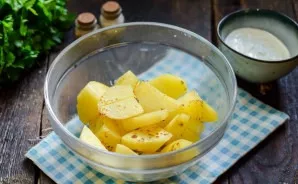 After a while, carefully remove the container from the microwave.