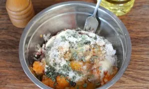 Add salt, pepper and herbs to taste. Mix well.