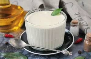 Pour into a bowl and serve.