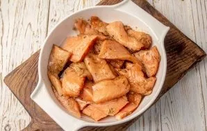 Transfer the fish along with the marinade to a baking dish. We bake in an oven preheated to 180 degrees for 15-20 minutes. It is importan...