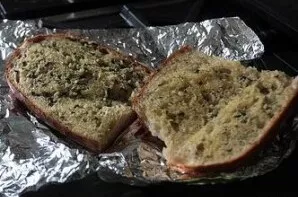Spread out the foil and continue to bake for about 2 minutes. Make sure that the bread does not burn.
