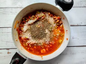 Wash the rice well, pour over the vegetables, add water, salt and simmer everything over low heat for 30-35 minutes.